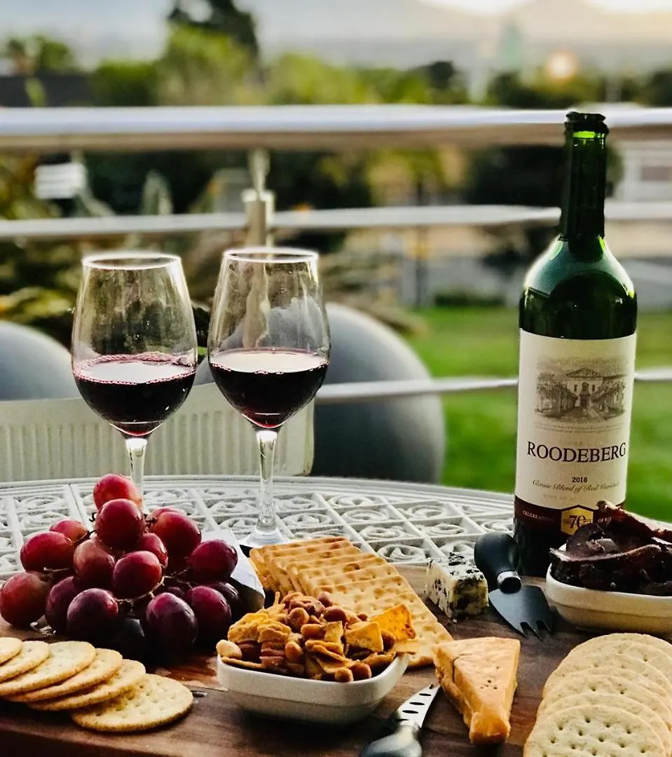 Bonita Vista Plattekloof Villa Cape Town Holiday home