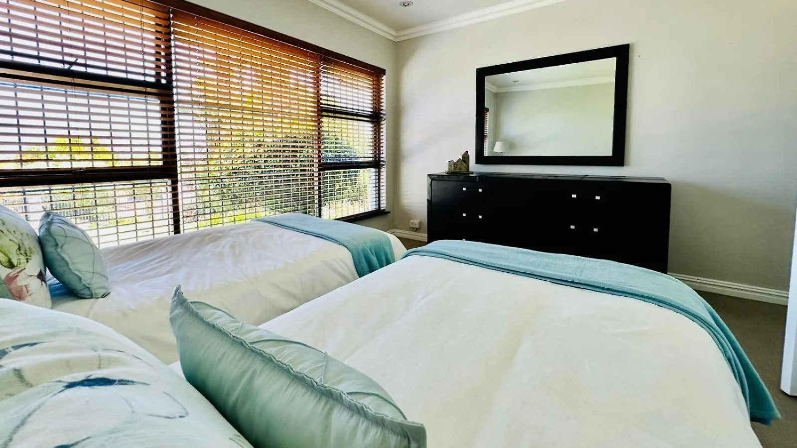 Bonita Vista Plattekloof Villa Cape Town Holiday home